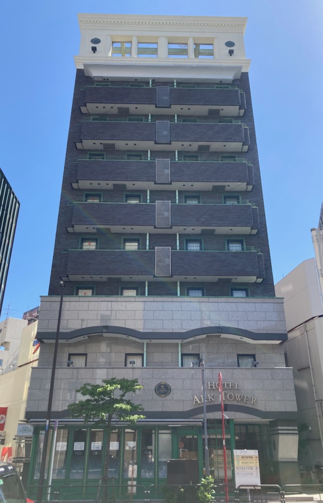 ホテル正面(改装後)